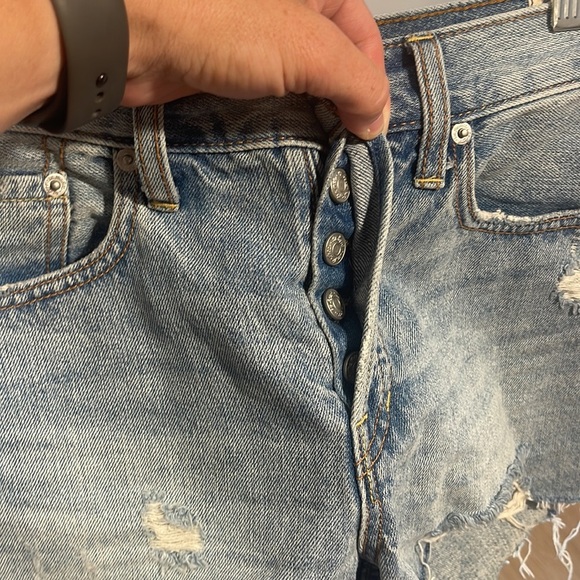 we the free jean shorts, size 25 regular / mid rise - Picture 3 of 5